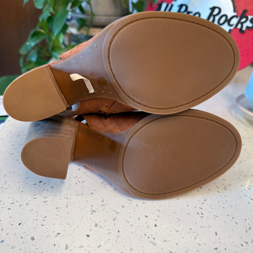 Lucky Brand Llstana Womens Brown Suede Rose Embroidered Peep Toe Booties Sz 9.5M - Picture 8 of 11